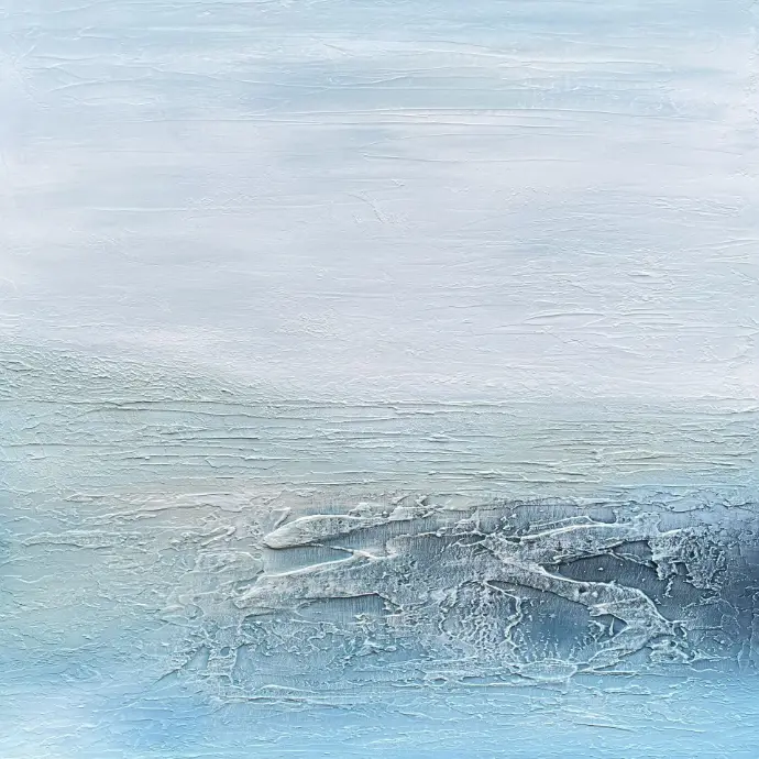"Serenity of the North Sea" (2025) vangt in zachte blauwtinten de rust van water en lucht. Geïnspireerd door surfen en liefde, straalt het een serene energie uit. Hoofdprijs Artpoint Kasteel Borluut 2025 Abstract werk, blauwtinten en texturen op linnen doek 90x90 cm.